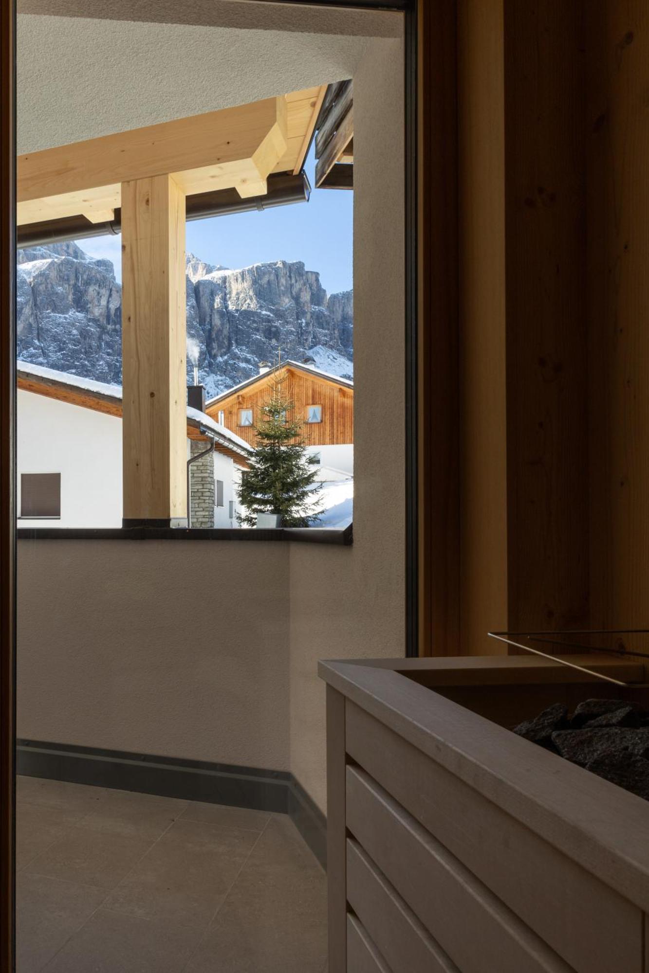 Mountain Hotel Mezdi Colfosco Eksteriør bilde