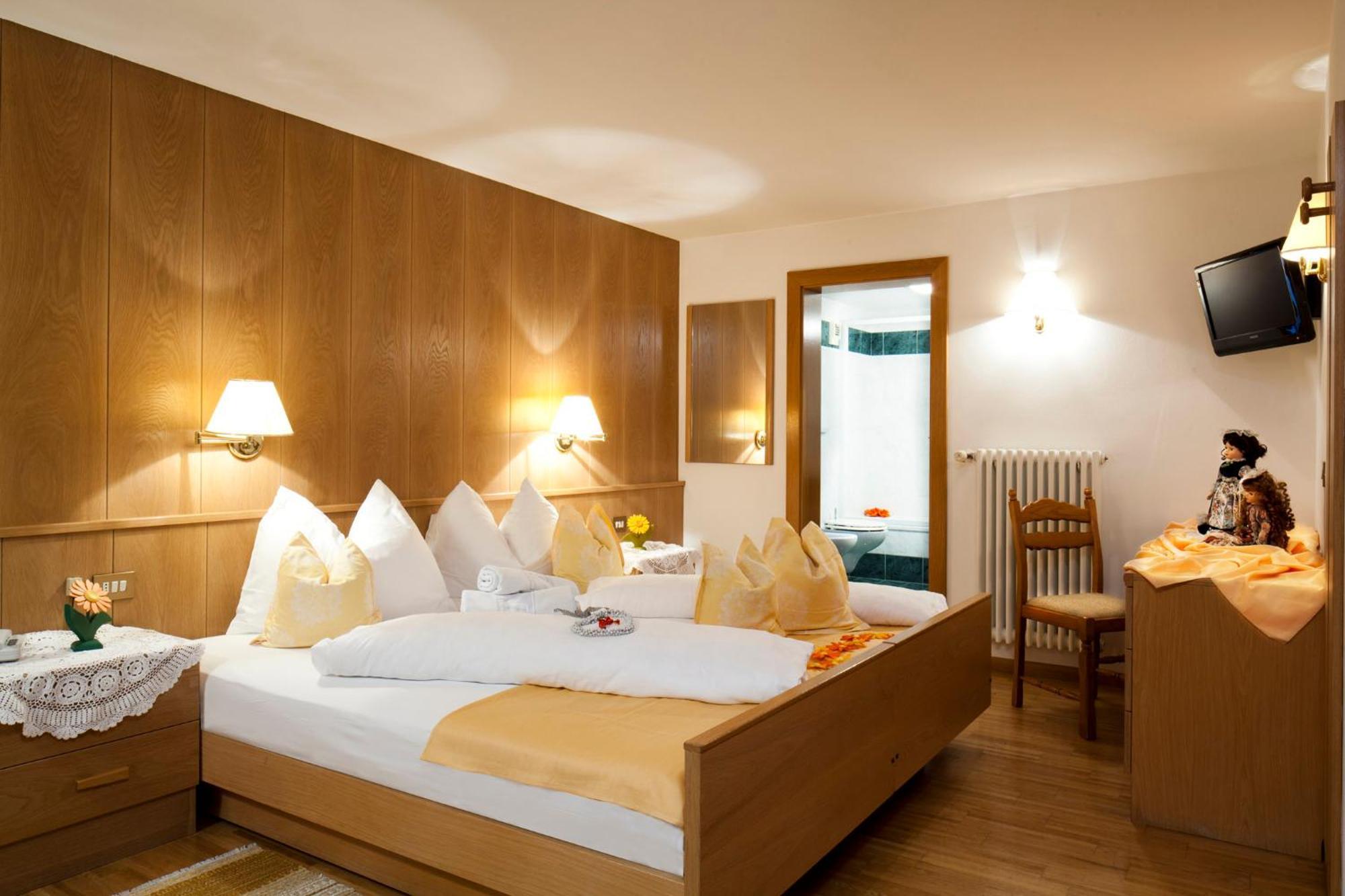 Mountain Hotel Mezdi Colfosco Eksteriør bilde