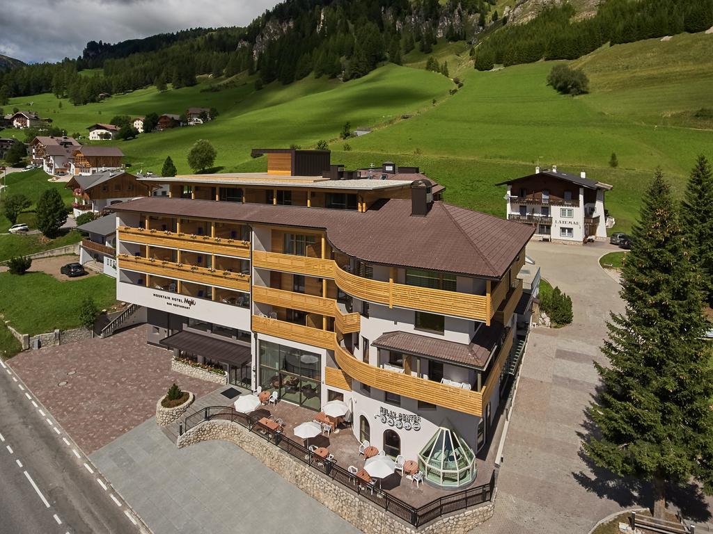 Mountain Hotel Mezdi Colfosco Eksteriør bilde