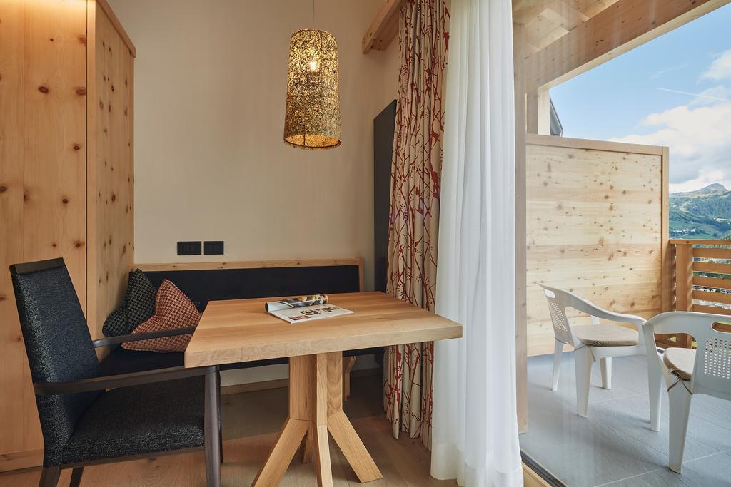 Mountain Hotel Mezdi Colfosco Eksteriør bilde