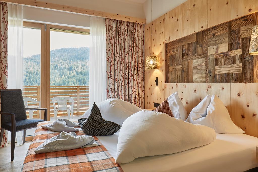 Mountain Hotel Mezdi Colfosco Eksteriør bilde