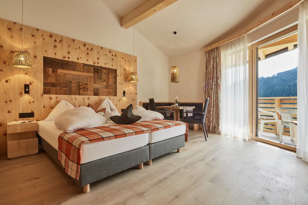 Mountain Hotel Mezdi Colfosco Eksteriør bilde