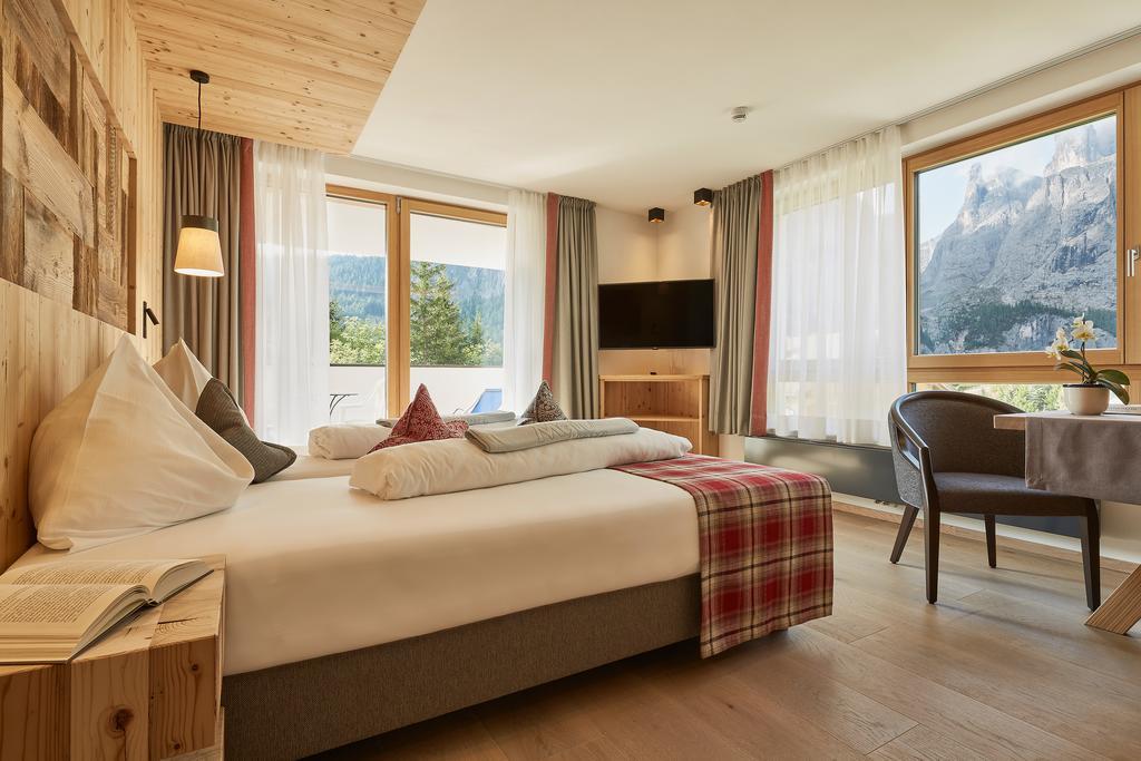 Mountain Hotel Mezdi Colfosco Eksteriør bilde