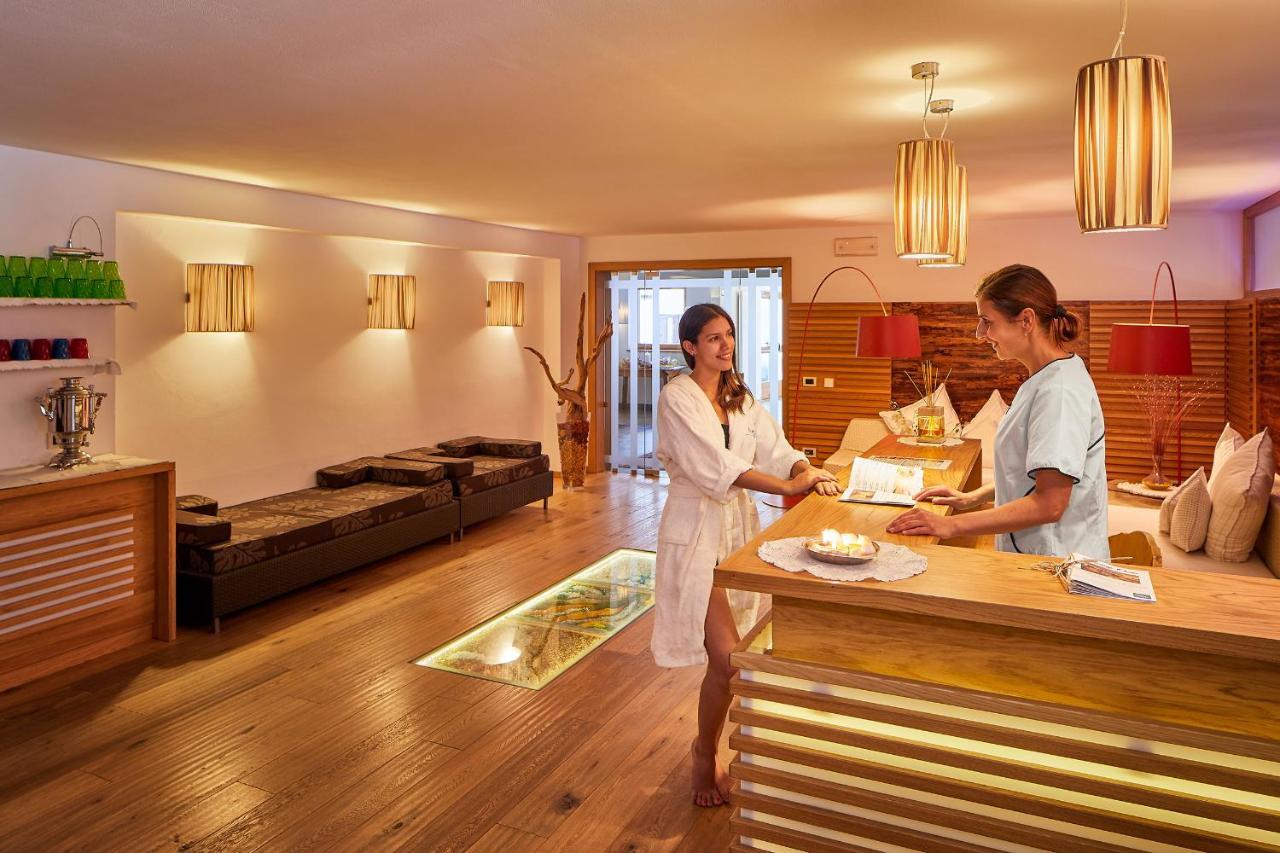 Mountain Hotel Mezdi Colfosco Eksteriør bilde